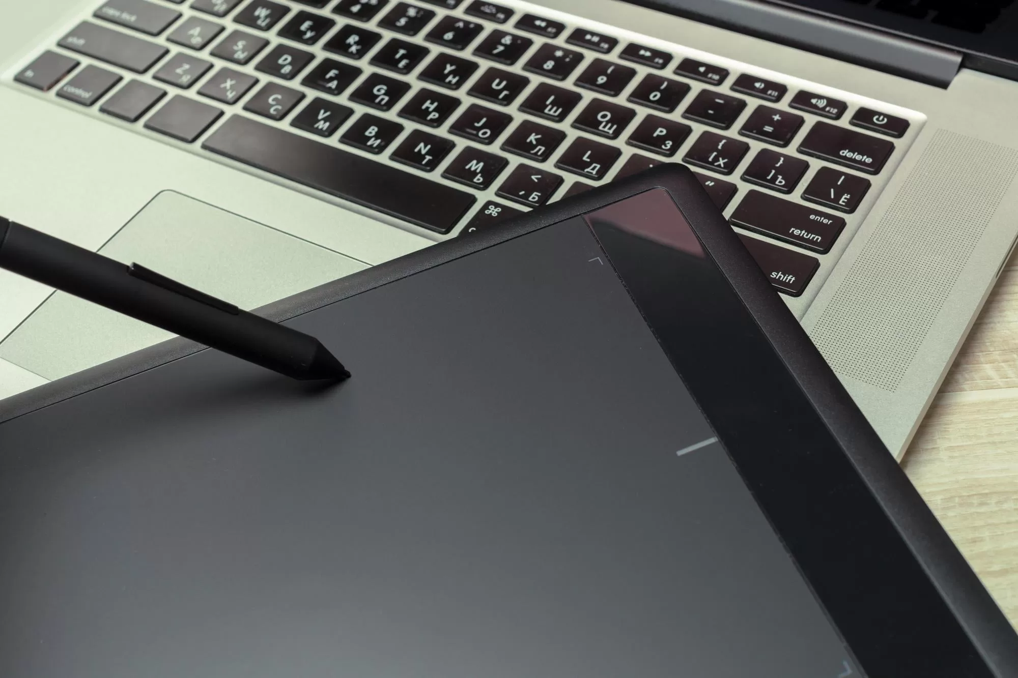 ¿Cómo elegir entre encabezado y barra lateral para el sitio web? 1 ¿Cómo elegir entre encabezado y barra lateral para el sitio web?